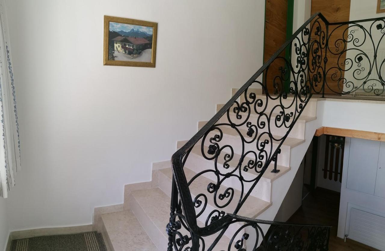 Haus Alexander Villa Bischofshofen Exteriör bild